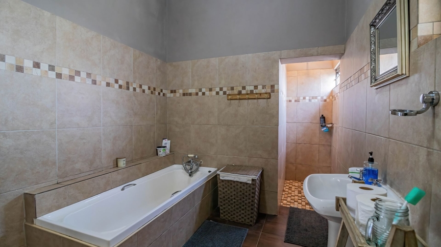 4 Bedroom Property for Sale in Vincent Eastern Cape